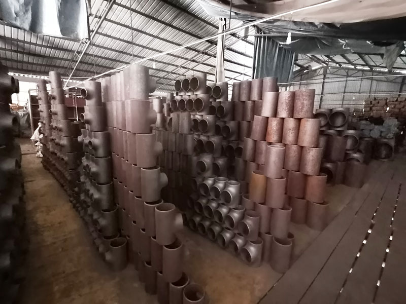 倉(cāng)庫(kù)一角