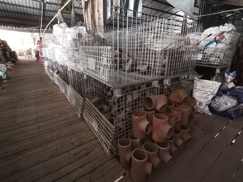 倉(cāng)庫(kù)一角