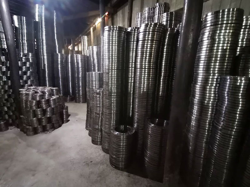 倉(cāng)庫(kù)一角