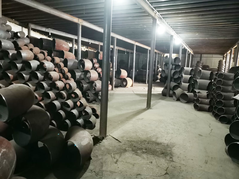 倉(cāng)庫(kù)一角