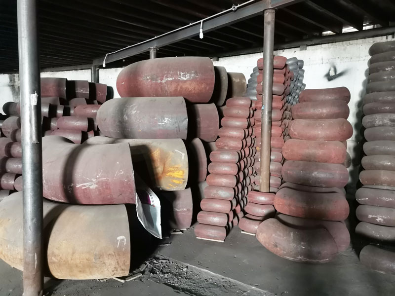 倉(cāng)庫(kù)一角