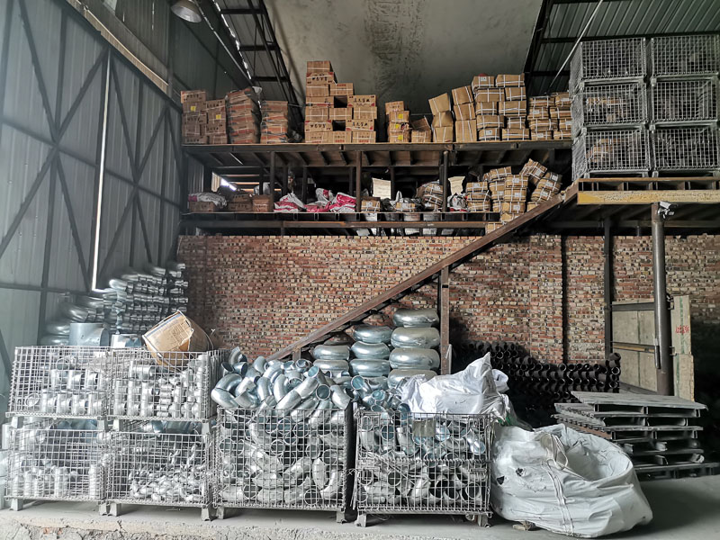 倉(cāng)庫(kù)一角